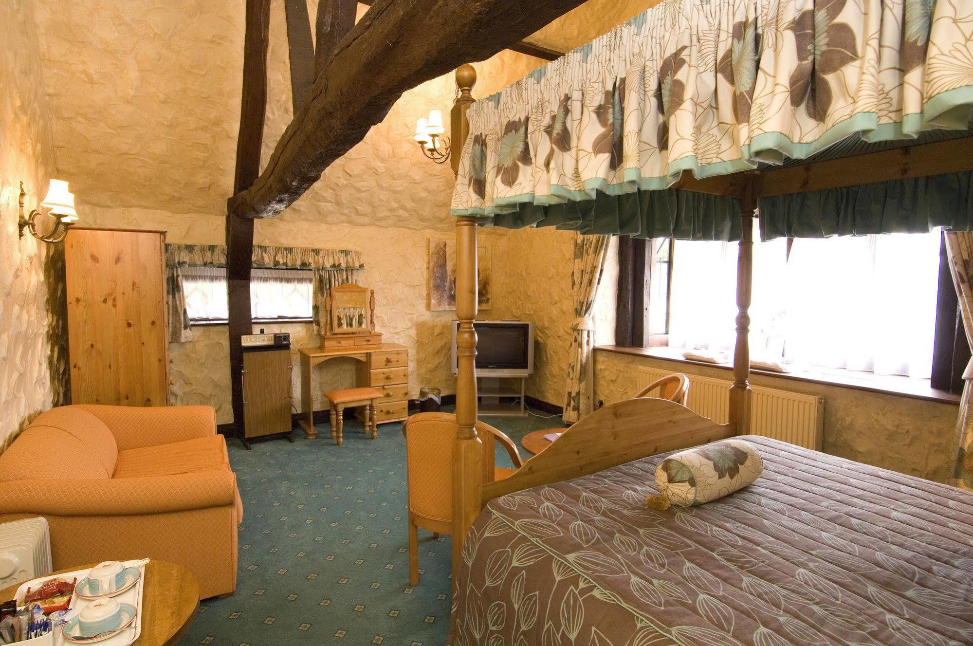 The Horseshoe Inn Herstmonceux Ngoại thất bức ảnh