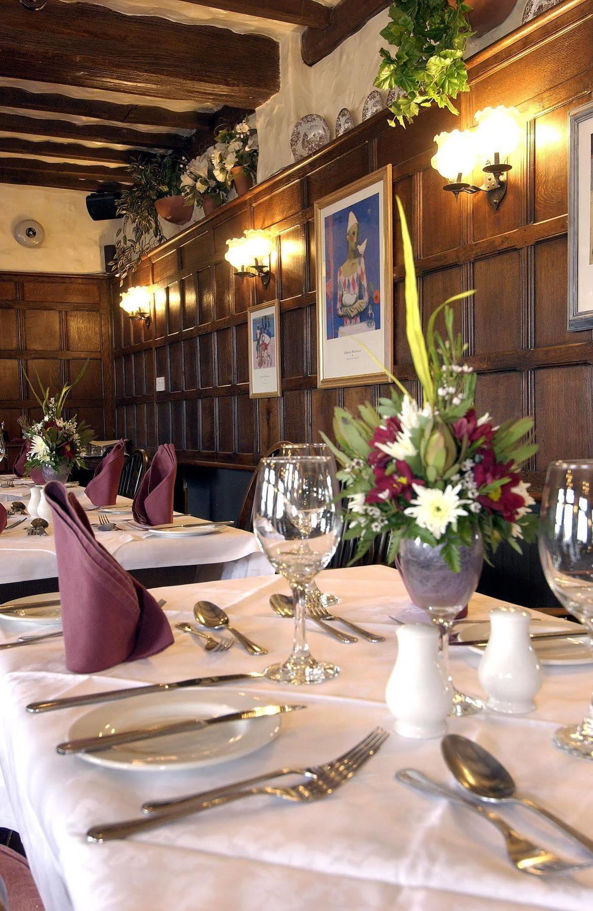 The Horseshoe Inn Herstmonceux Ngoại thất bức ảnh