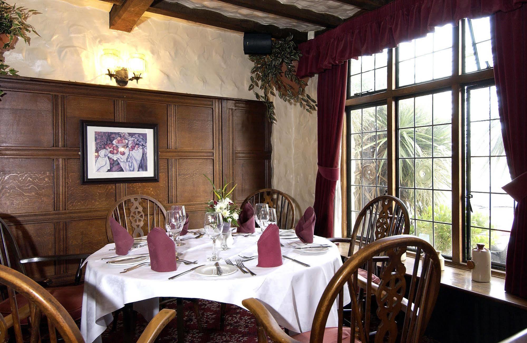 The Horseshoe Inn Herstmonceux Ngoại thất bức ảnh